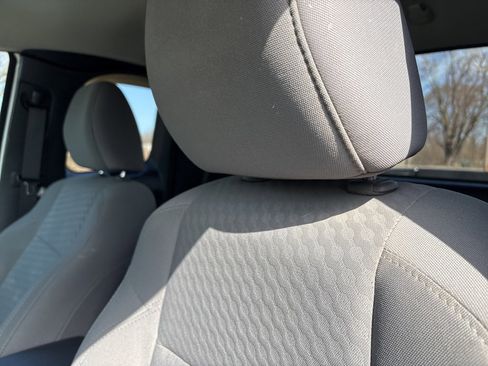 Used 2022 Toyota Tacoma 4x4 Access Cab image 13