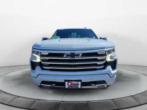 New 2026 Chevrolet Silverado 1500 High Country AWD/4WD image 8