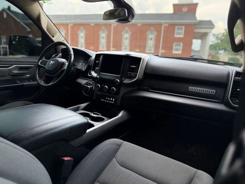 Used 2020 RAM 1500 Big Horn RWD image 12