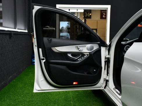 Used 2015 Mercedes-Benz C 63 AMG S image 19