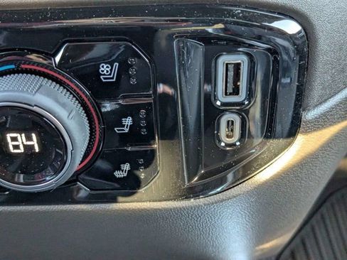 New 2026 Chevrolet Silverado 1500 LTZ w/ Z71 Off-Road Package image 22