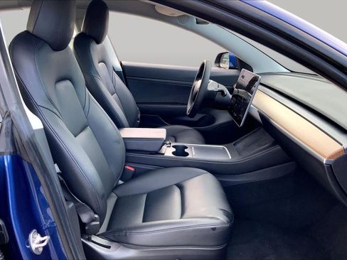 Used 2021 Tesla Model 3 Standard Range Plus RWD image 8