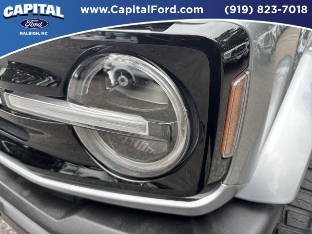 Used 2023 Ford Bronco Outer Banks AWD/4WD image 11