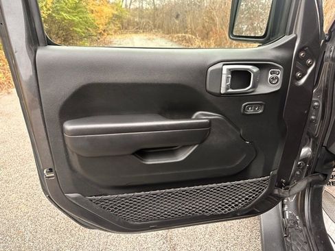 Used 2021 Jeep Gladiator Sport w/ Quick Order Package 24Q 80Th image 12