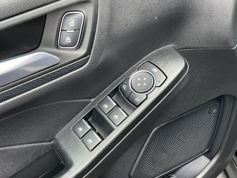 Used 2025 Ford Escape ST-Line w/ Equipment Group 301A image 12