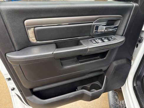 Used 2018 RAM 2500 Laramie w/ Sport Appearance Group image 7