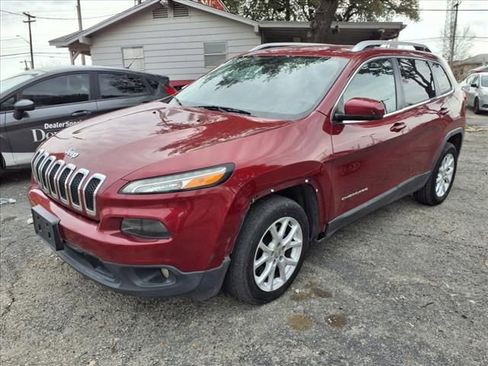 Used 2016 Jeep Cherokee Latitude w/ Comfort/Convenience Group image 3