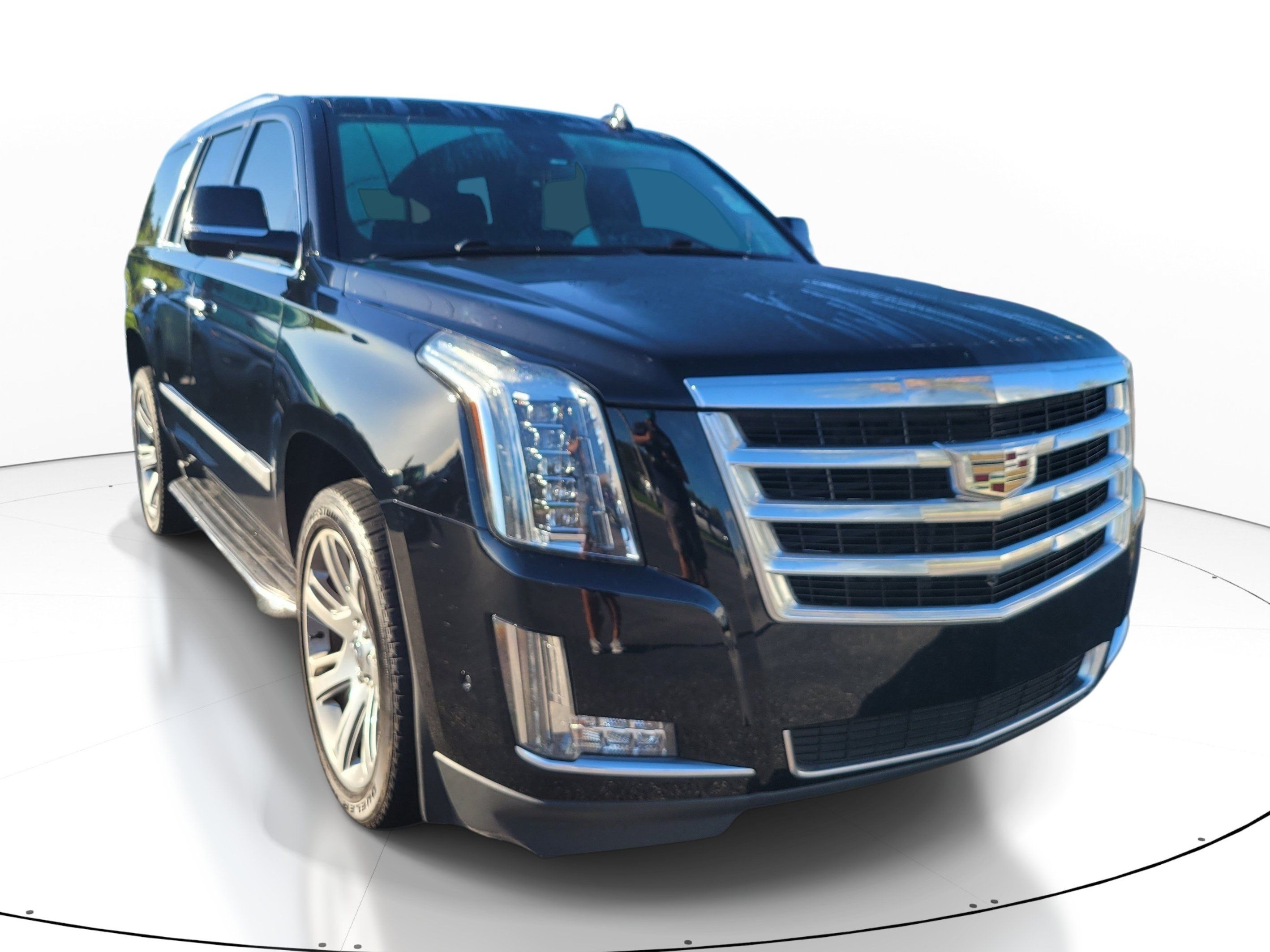 Used 2020 Cadillac Escalade Luxury RWD image 1