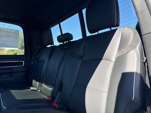 New 2026 RAM 2500 Laramie AWD/4WD image 11