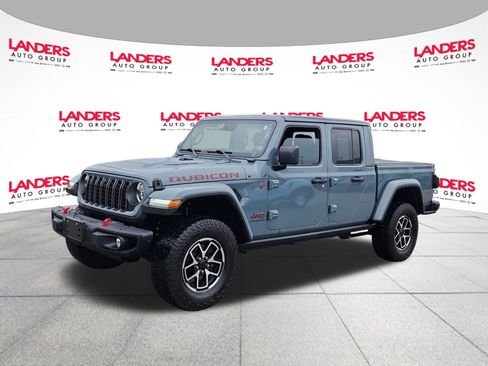 Used 2024 Jeep Gladiator Rubicon image 7