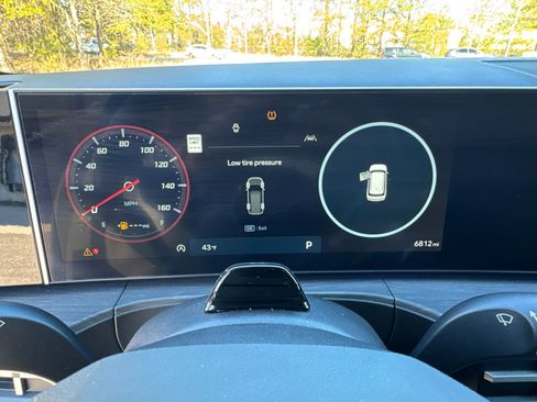 Used 2024 Hyundai Santa Fe Limited image 28