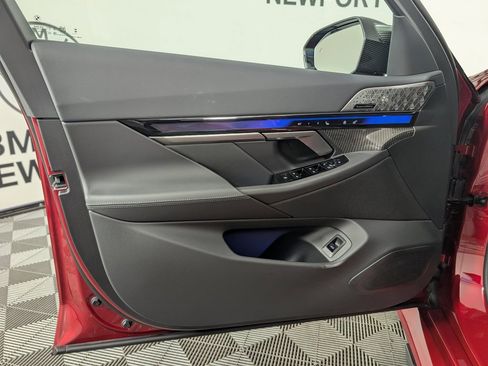 New 2026 BMW M5 Touring image 16