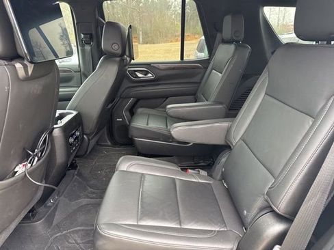 Used 2021 Chevrolet Tahoe LT w/ Luxury Package image 9