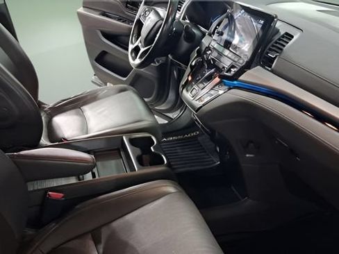Used 2021 Honda Odyssey Touring image 13