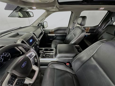 Used 2017 Ford F150 Lariat w/ Equipment Group 502A Luxury AWD/4WD image 5