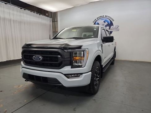 Used 2022 Ford F150 XLT w/ Equipment Group 302A High image 13