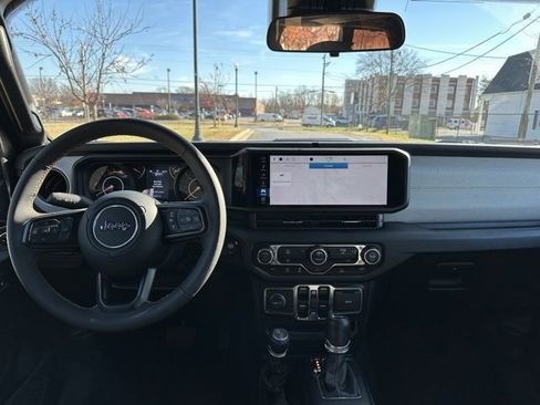 Used 2024 Jeep Wrangler Sport S image 3