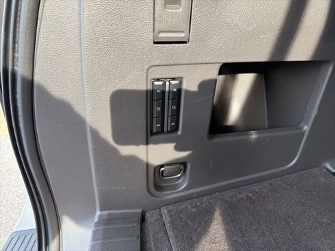 Used 2021 Ford Expedition Limited image 18