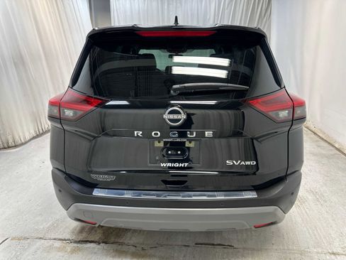 Certified 2023 Nissan Rogue SV image 7