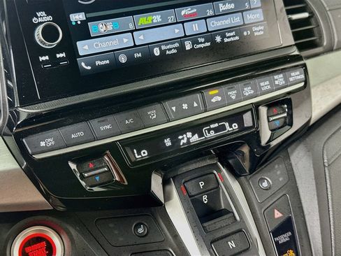 Used 2025 Honda Odyssey EX-L image 27