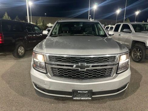 Used 2017 Chevrolet Suburban LT AWD/4WD image 3