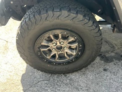 Used 2022 Jeep Wrangler Unlimited Rubicon AWD/4WD image 37
