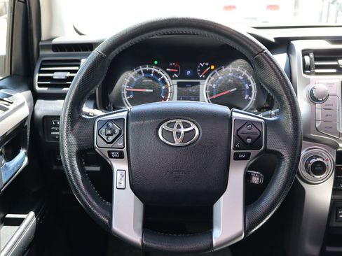 Used 2015 Toyota 4Runner Limited AWD/4WD image 12