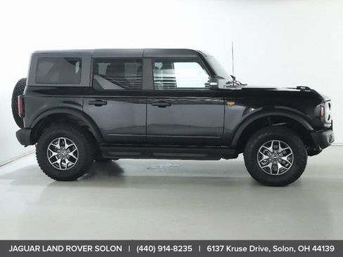 Used 2025 Ford Bronco Badlands AWD/4WD image 10