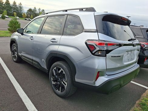 New 2026 Subaru Forester Premium AWD/4WD image 3