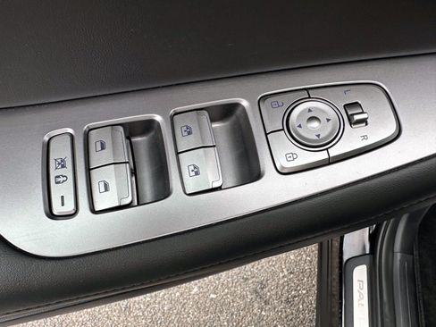 Used 2024 Hyundai Palisade Limited AWD/4WD image 9
