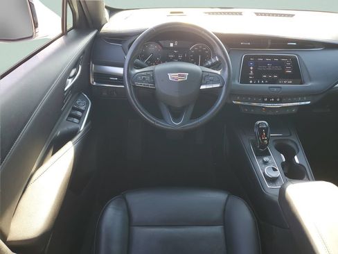 Used 2023 Cadillac XT4 Premium Luxury AWD/4WD image 12