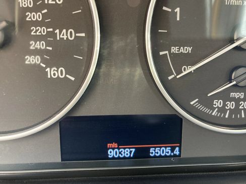 Used 2012 BMW 328i Sedan RWD image 30