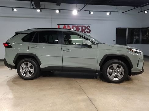 Used 2023 Toyota RAV4 XLE image 8