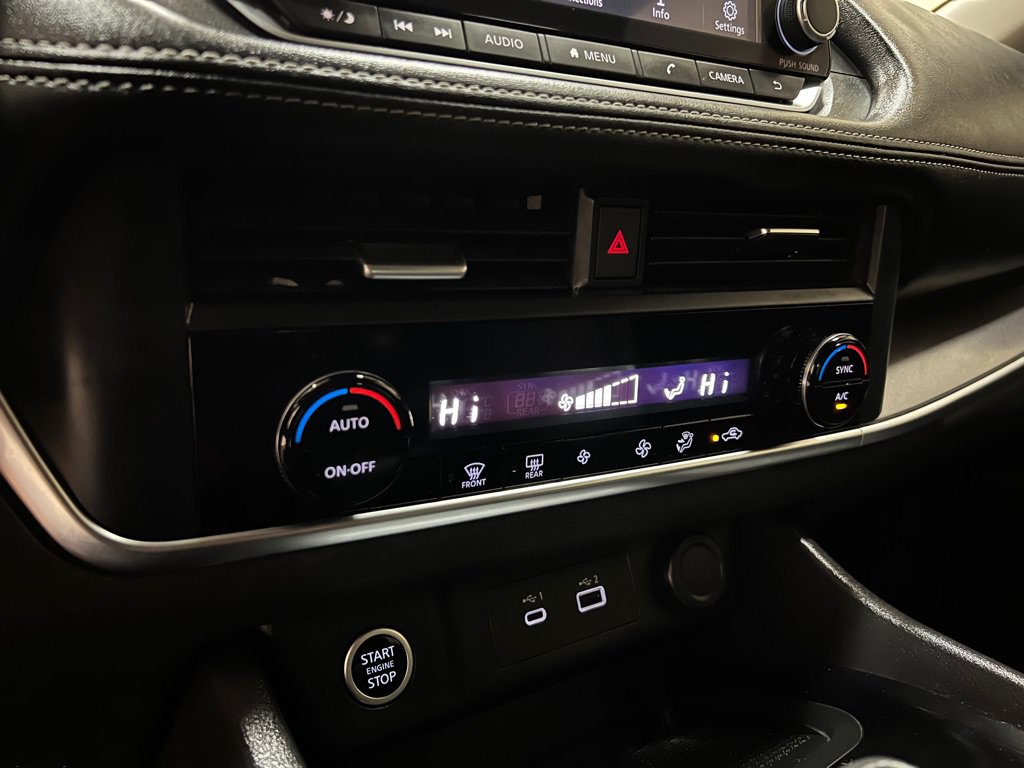 Used 2023 Nissan Rogue SV FWD image 27