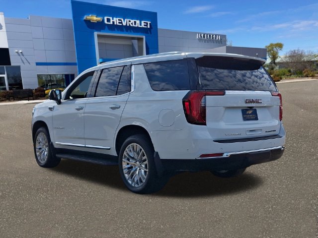 Used 2025 GMC Yukon Elevation w/ LPO, Elevation Black Package AWD/4WD image 24