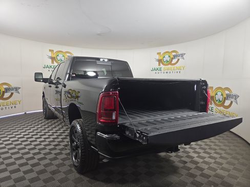 Used 2025 RAM 2500 Laramie AWD/4WD image 31