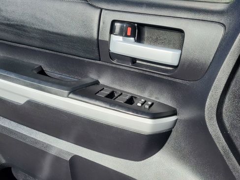 Used 2020 Toyota Tundra 4x4 Double Cab image 29