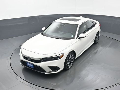 Certified 2024 Honda Civic EX image 40