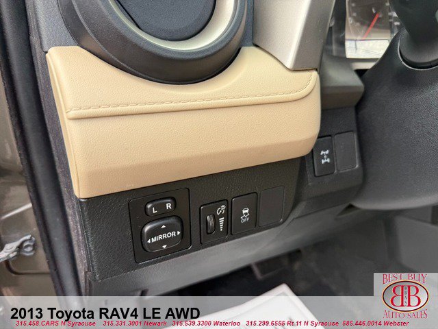 Used 2013 Toyota RAV4 LE AWD/4WD image 17