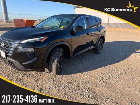 Certified 2025 Nissan Rogue SV image 1