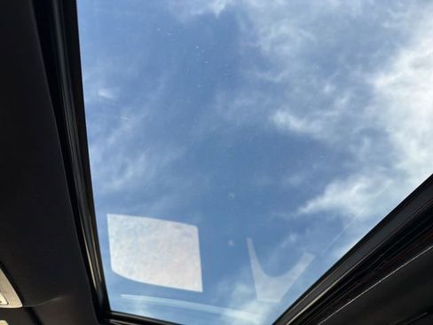 Used 2018 Toyota Tacoma TRD Off-Road image 16