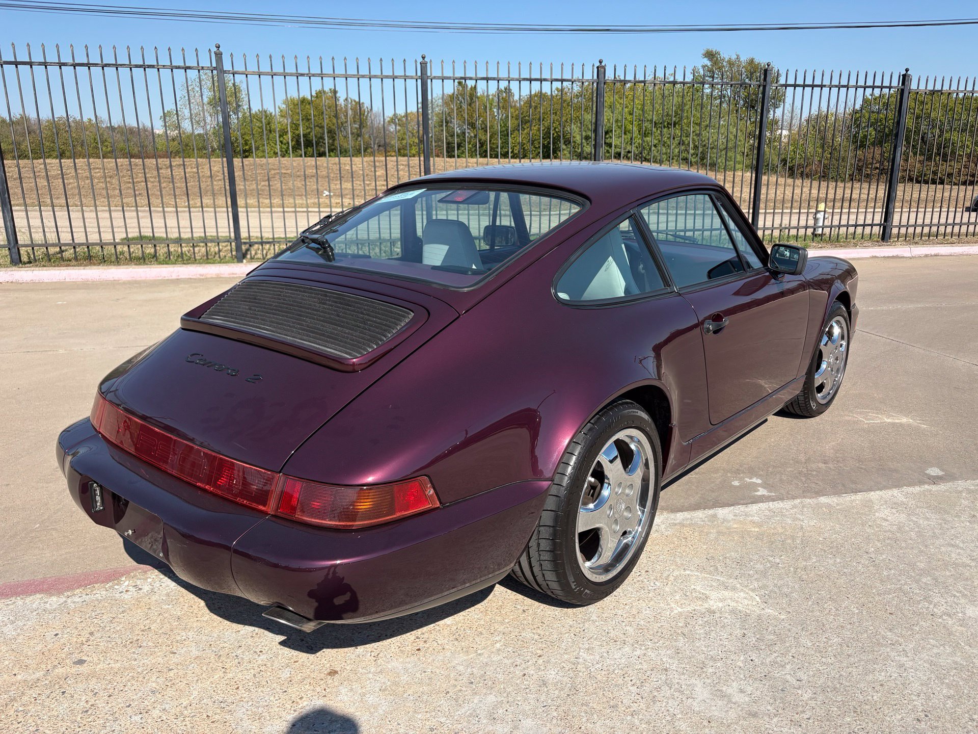 Used 1991 Porsche 911 Carrera RWD image 4