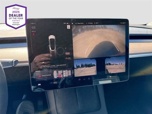 Used 2023 Tesla Model Y Long Range image 5