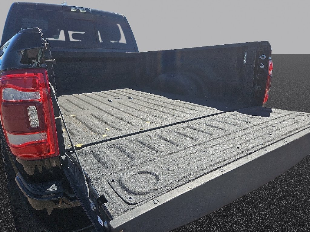 Used 2024 RAM 2500 Limited w/ Safety Group AWD/4WD image 9