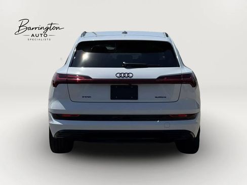 Used 2022 Audi e-tron Premium Plus w/ Premium Plus Package AWD/4WD image 6