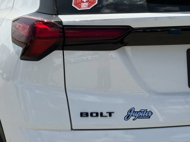 New 2027 Chevrolet Bolt RS FWD image 7