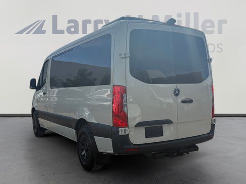 Used 2021 Mercedes-Benz Sprinter 2500 image 3