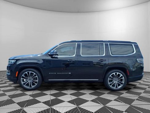 Used 2023 Jeep Grand Wagoneer Series III AWD/4WD image 24