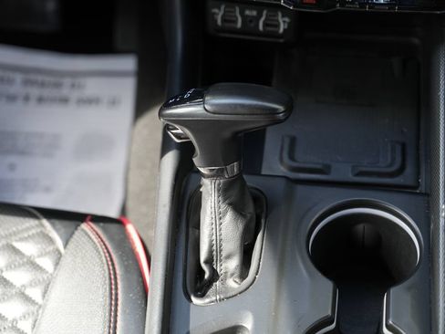Used 2024 Dodge Durango R/T RWD image 39