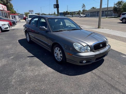 Used 2002 Hyundai Sonata GLS image 2